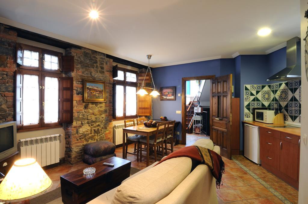 Apartamentos Casa Maria Juanin Collanzo Chambre photo