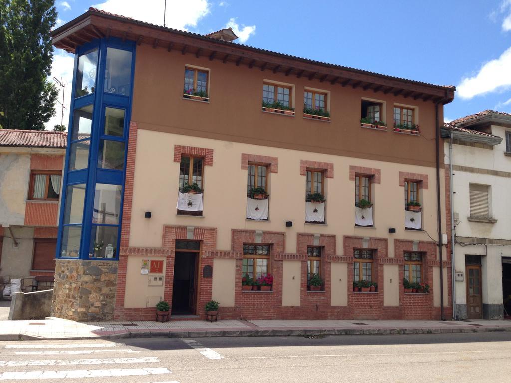 Apartamentos Casa Maria Juanin Collanzo Extérieur photo