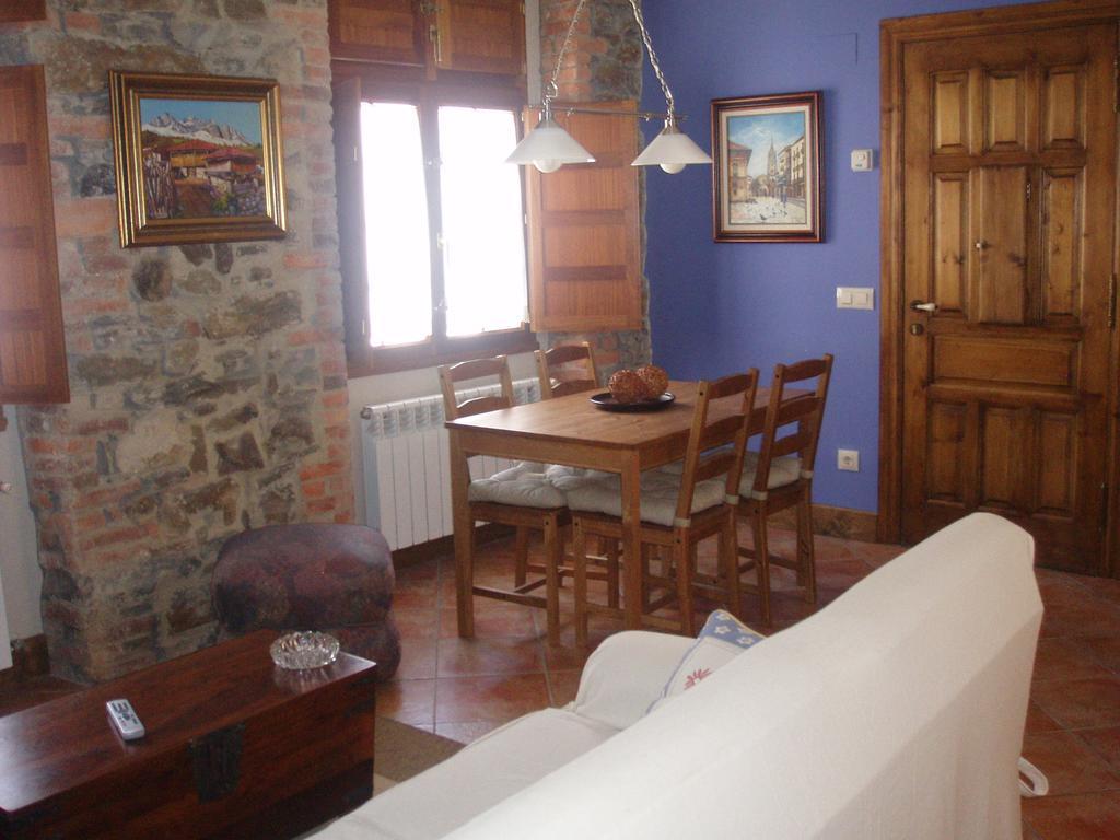 Apartamentos Casa Maria Juanin Collanzo Extérieur photo